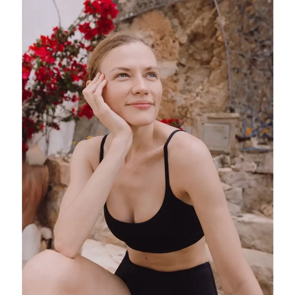Andie Swim The Maui Top Eco Nylon in Black XL NWT